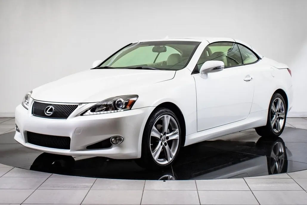 2014 Lexus IS 250 photo 1