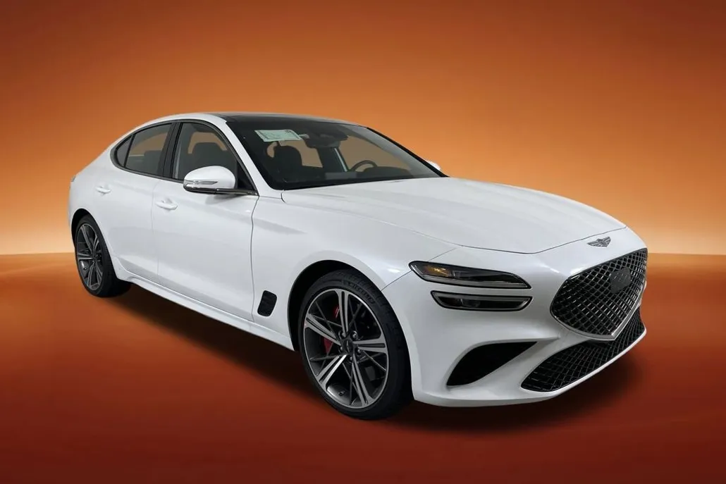2025 Genesis G70 2.5T Sport Prestige photo 1
