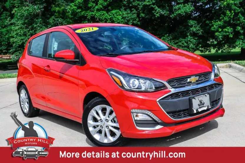 2021 Chevrolet Spark 1LT photo 1