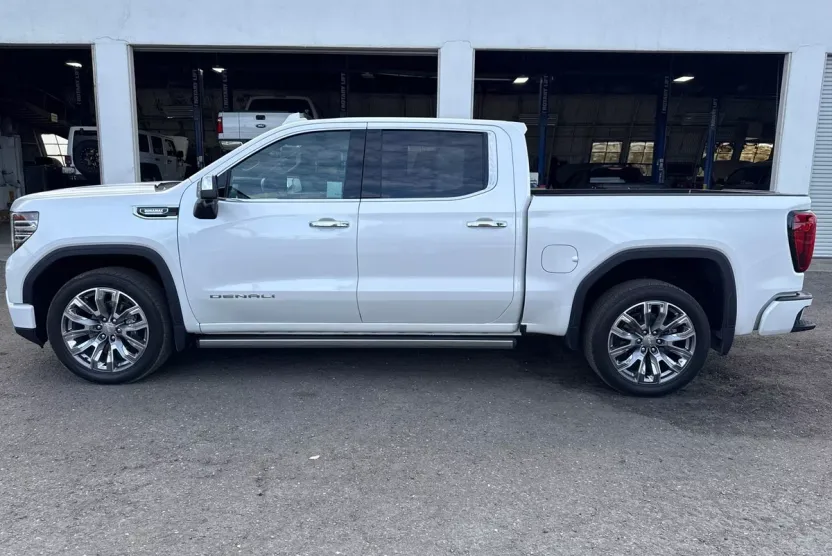 2024 Gmc Sierra 1500 Denali photo 1