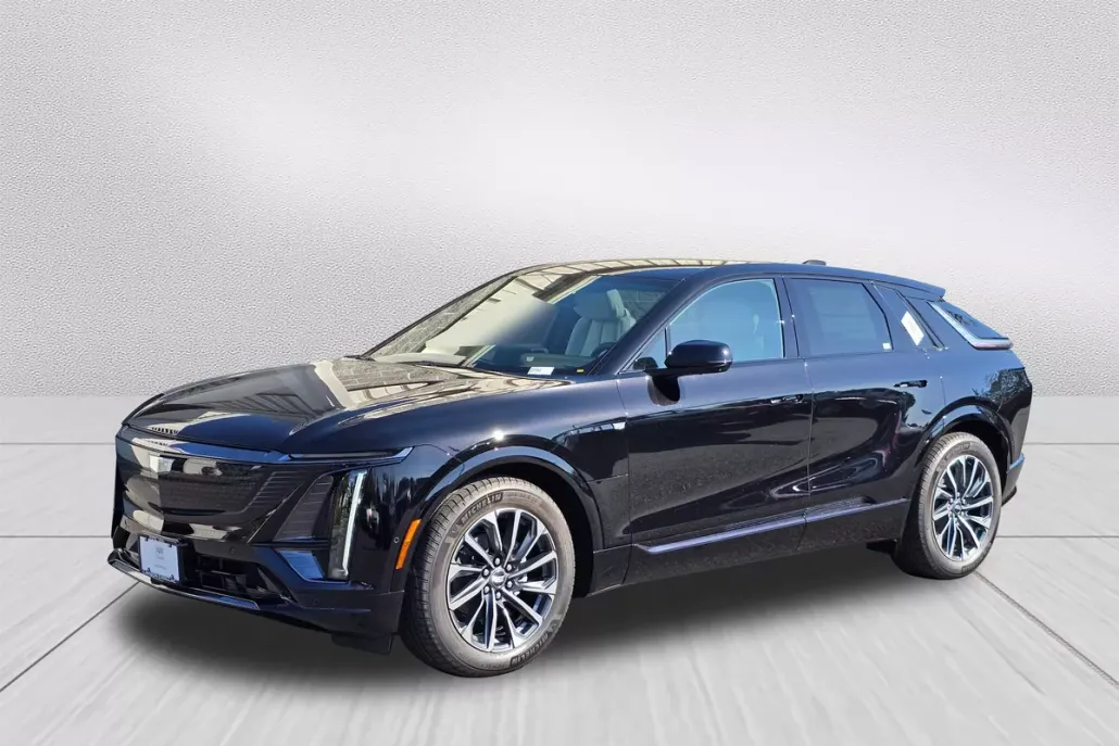 2026 Cadillac Lyriq Sport photo 1