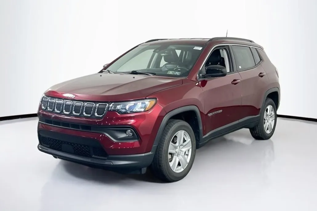 2022 Jeep Compass Latitude photo 1