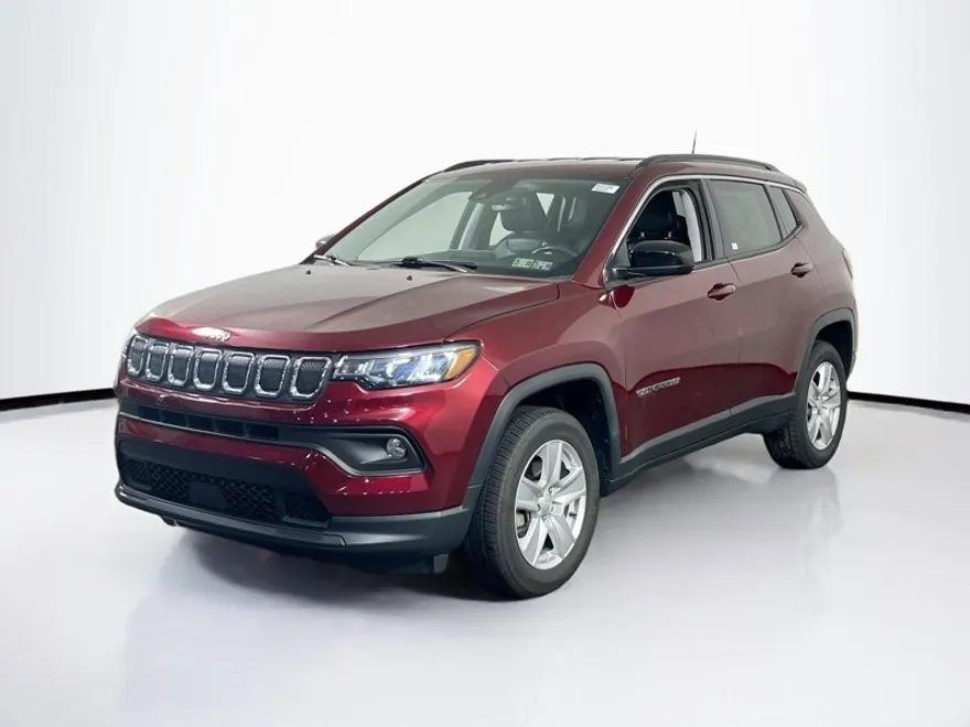 2022 Jeep Compass Latitude photo 1