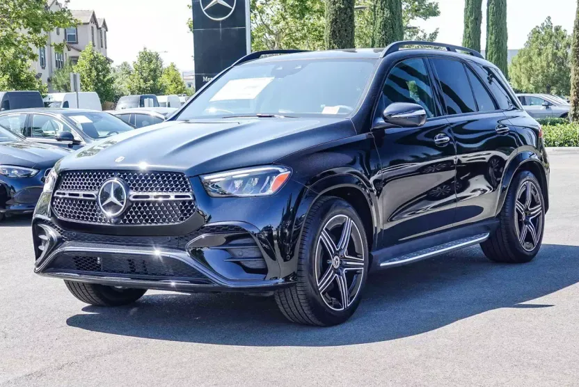 2025 Mercedes Benz GLE 580 photo 1