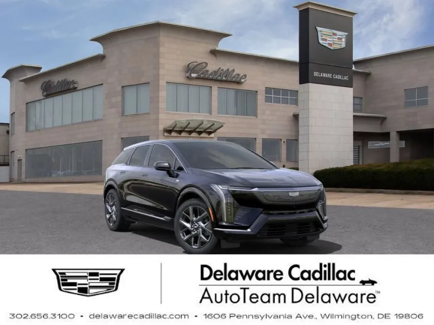 2025 Cadillac Optiq Luxury photo 1