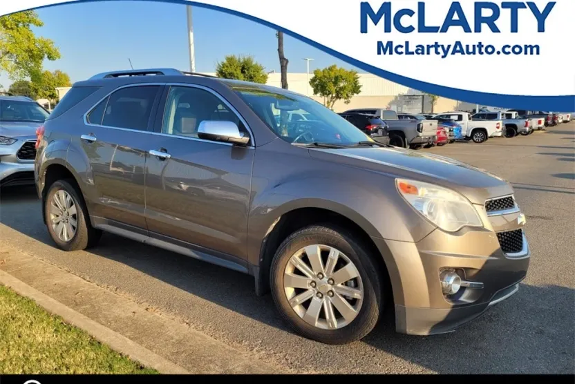 2011 Chevrolet Equinox LTZ photo 1