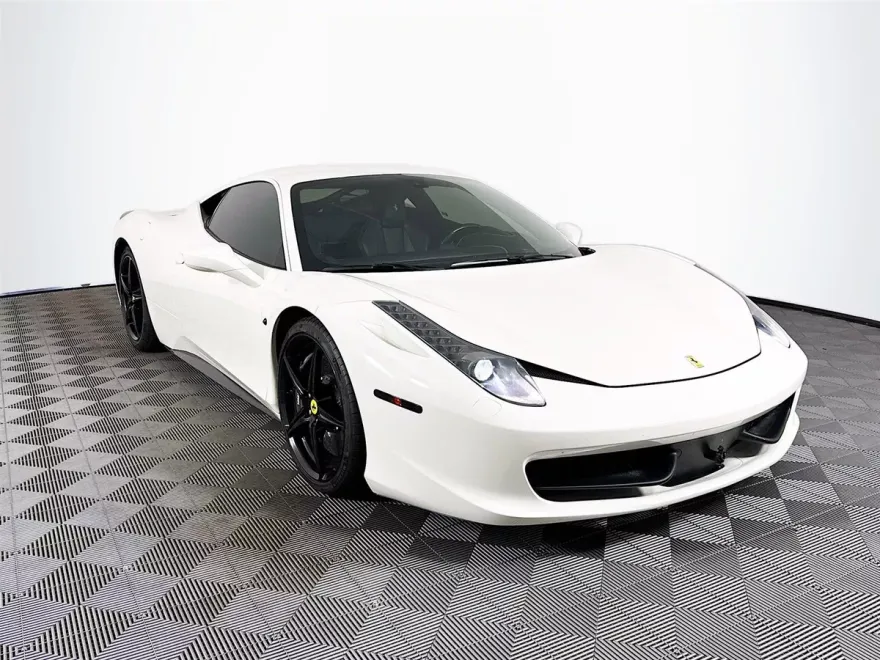 2014 Ferrari 458 Italia Base photo 1