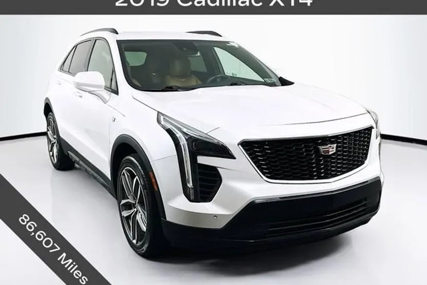 2019 Cadillac XT4 Sport photo 1