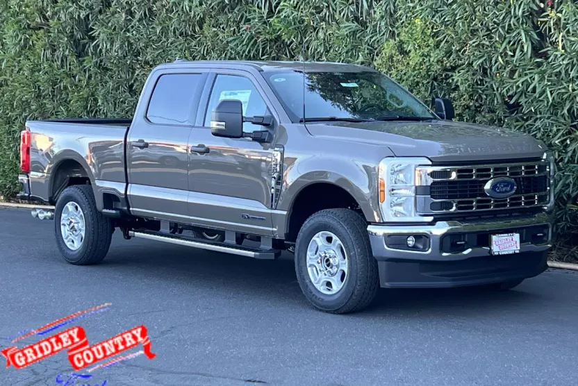 2026 Ford F-250 XLT photo 1