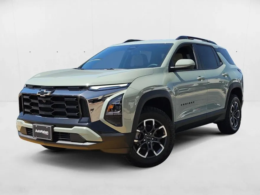 2026 Chevrolet Equinox ACTIV photo 1