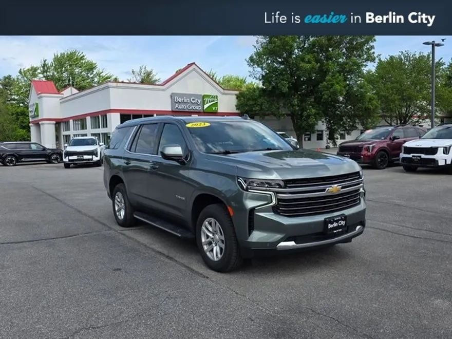 2023 Chevrolet Tahoe LT photo 1