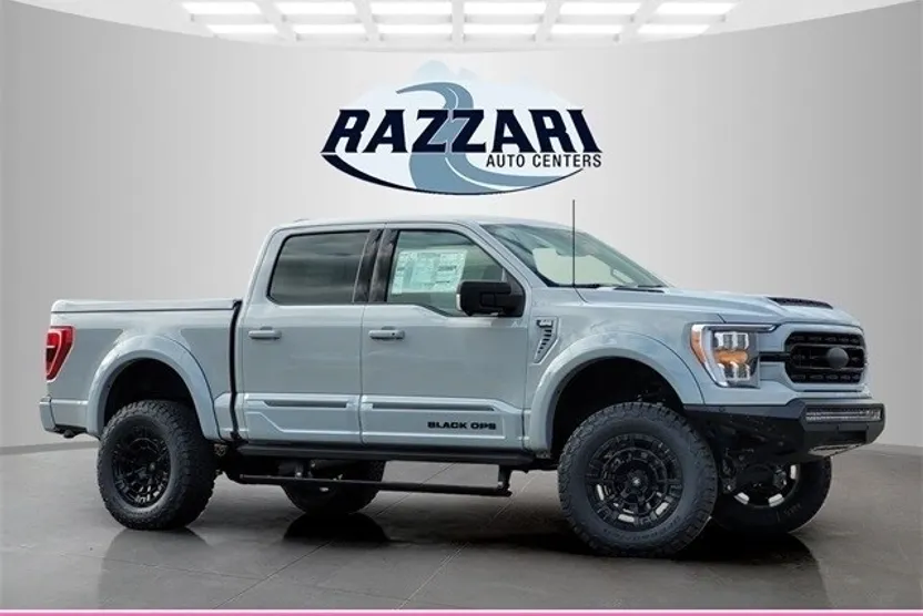 2023 Ford F-150 XLT photo 1