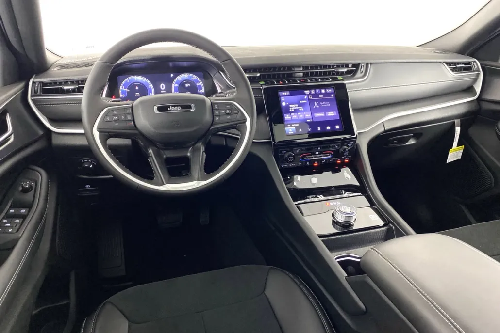 2025 Jeep Grand Cherokee Altitude X photo 1