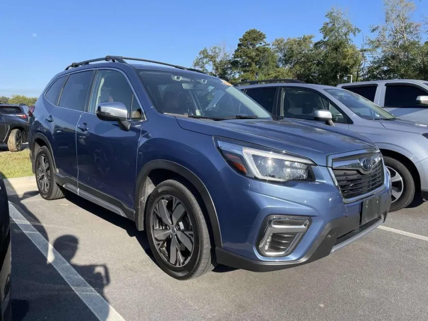 2021 Subaru Forester Touring photo 1