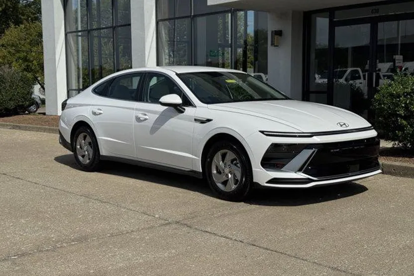 2026 Hyundai Sonata SE SE photo 1