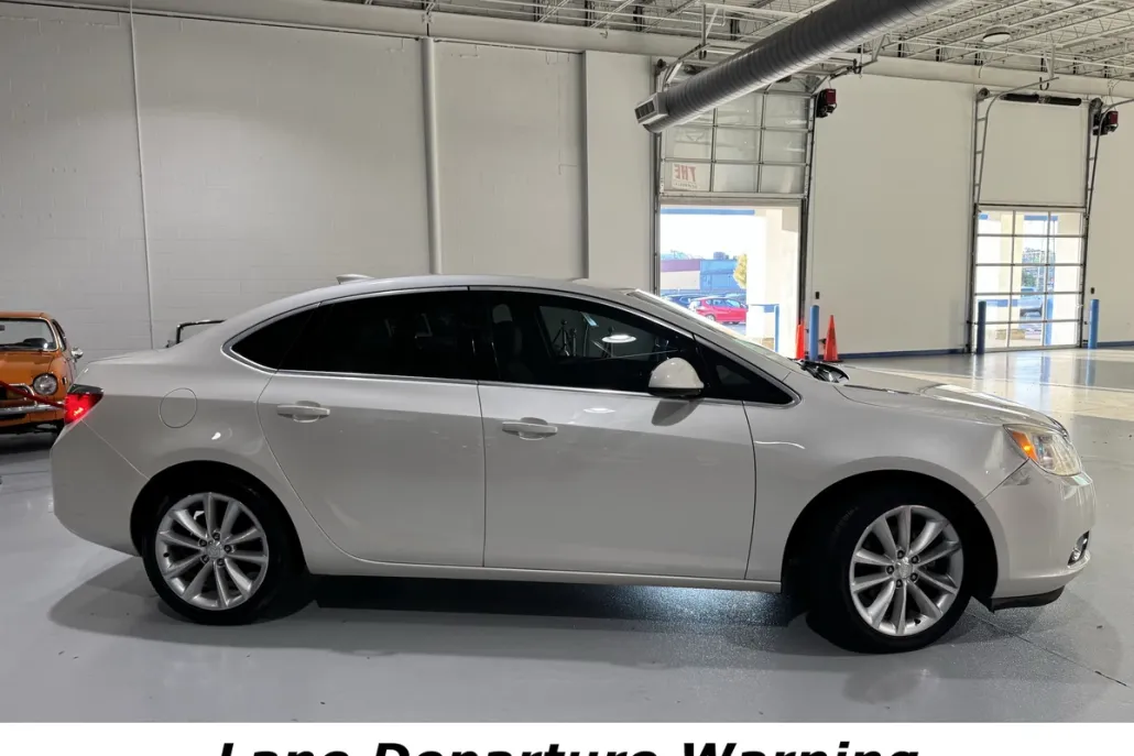 2015 Buick Verano Convenience photo 1