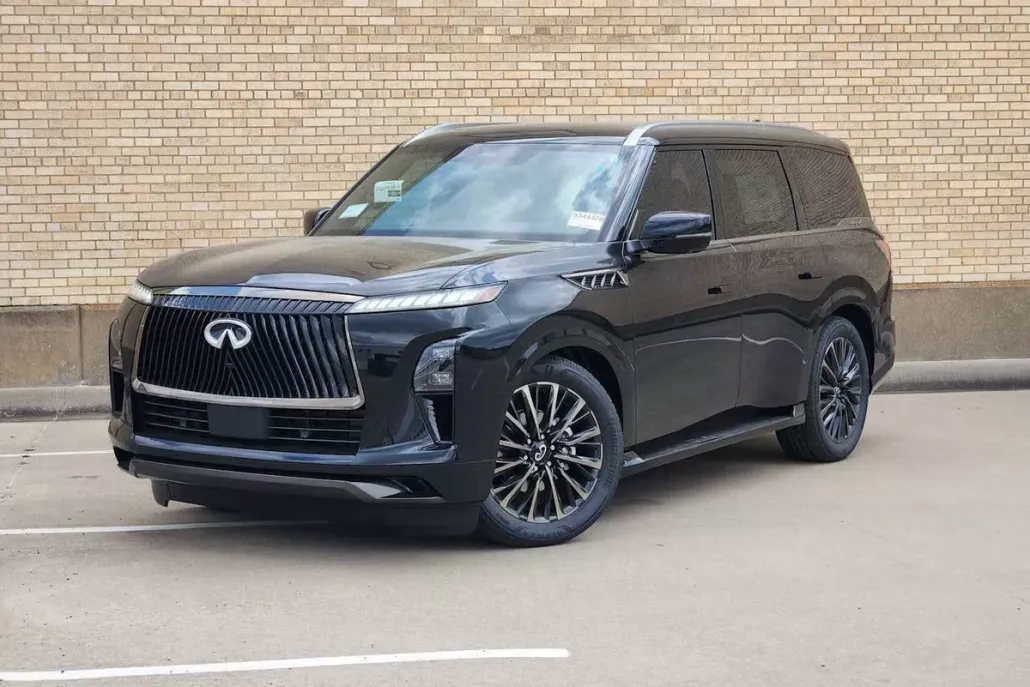 2025 Infiniti QX80 photo 1