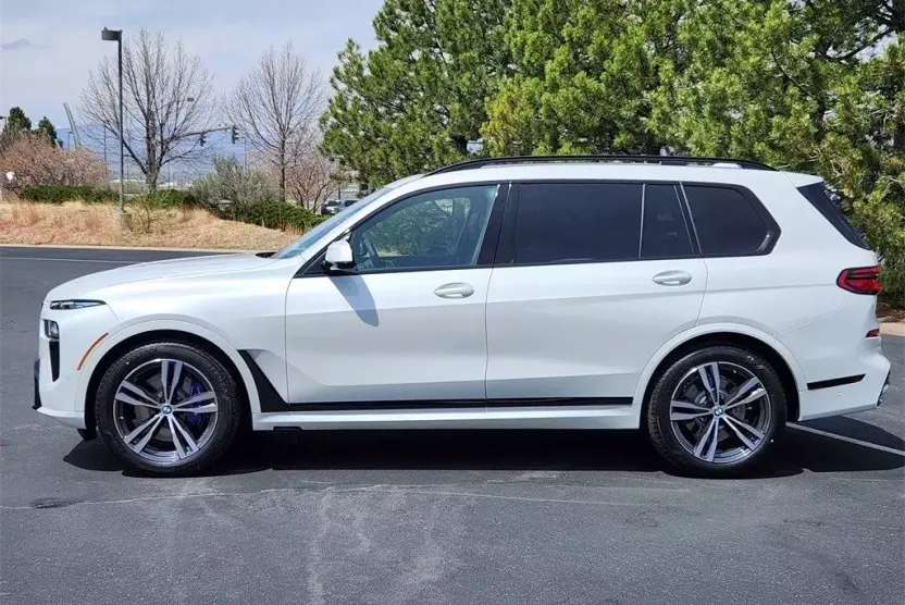 2025 Bmw X7 xDrive40i photo 1
