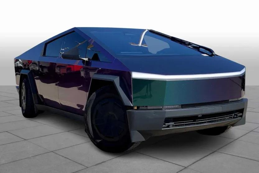 2024 Tesla Model Y photo 1