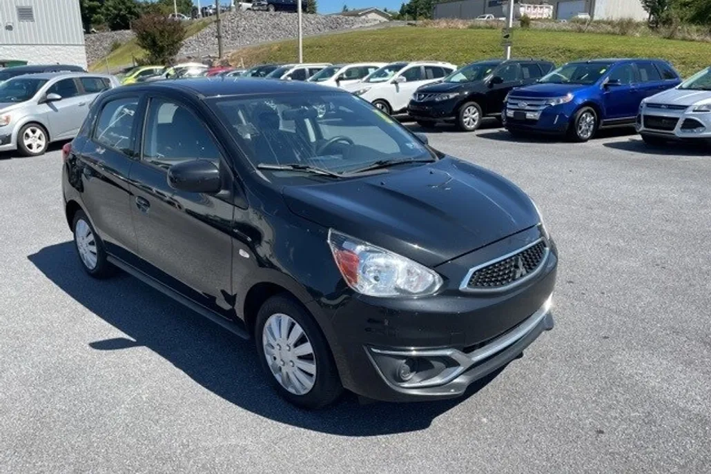 2019 Mitsubishi Mirage ES photo 1