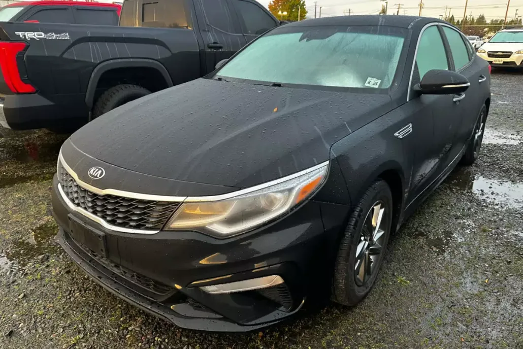 2019 Kia Optima LX photo 1