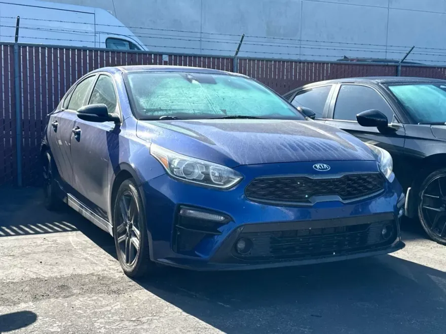 2020 Kia Forte GT-Line photo 1