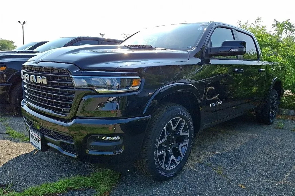 2025 Ram 1500 Laramie photo 1