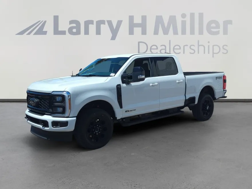2025 Ford F-250 Lariat photo 1