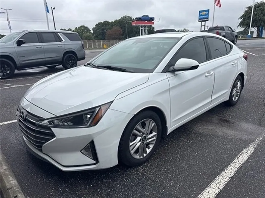 2020 Hyundai Elantra Value Edition photo 1