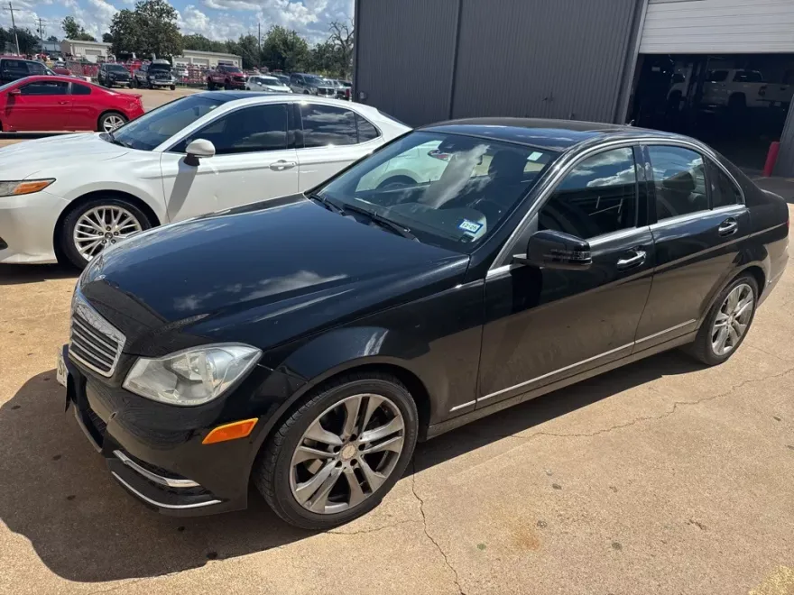 2013 Mercedes Benz C 250 photo 1