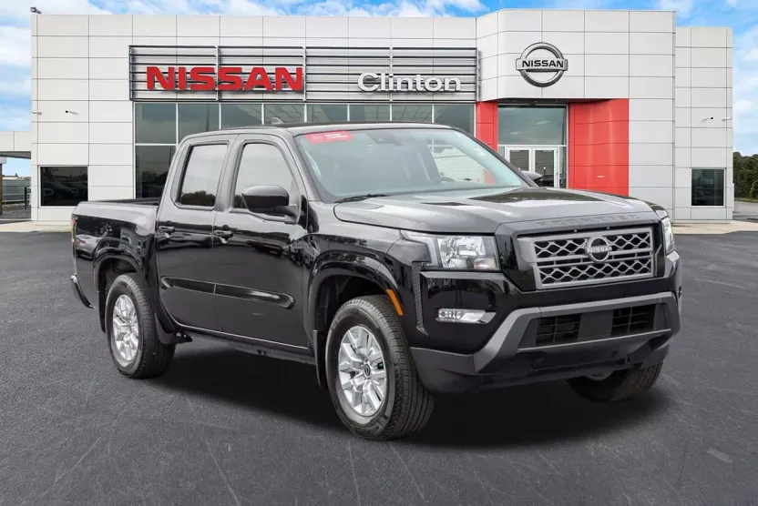 2024 Nissan Frontier SV photo 1