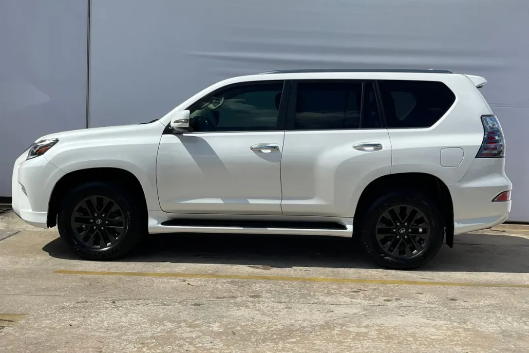 2020 Lexus GX 460 Premium photo 1