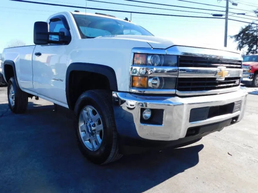 2015 Chevrolet Silverado 3500HD LT photo 1