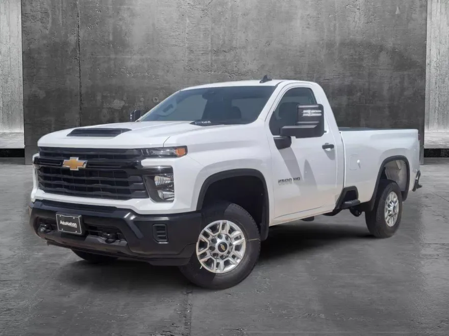 2025 Chevrolet Silverado 2500HD photo 1