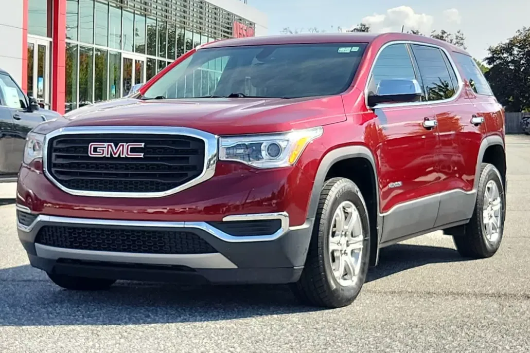 2017 Gmc Acadia SLE photo 1