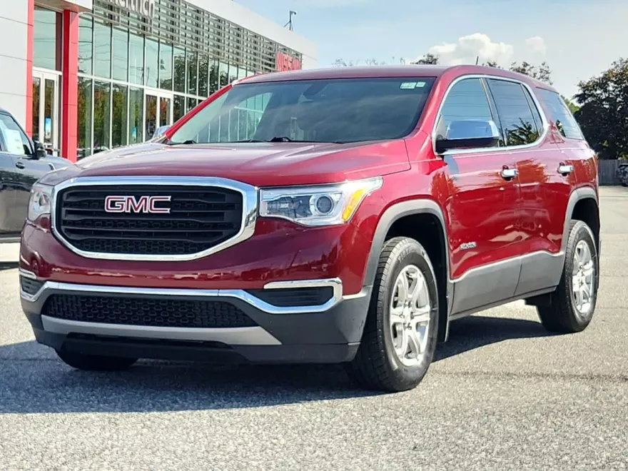 2017 Gmc Acadia SLE photo 1