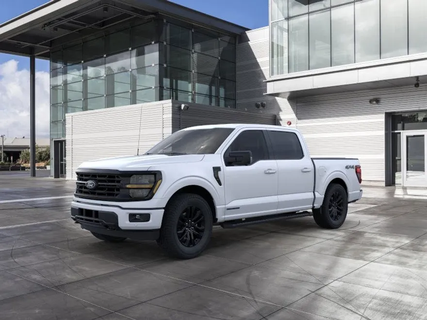 2025 Ford F-150 XLT photo 1