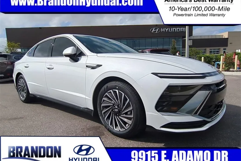 2025 Hyundai Sonata Hybrid SEL photo 1