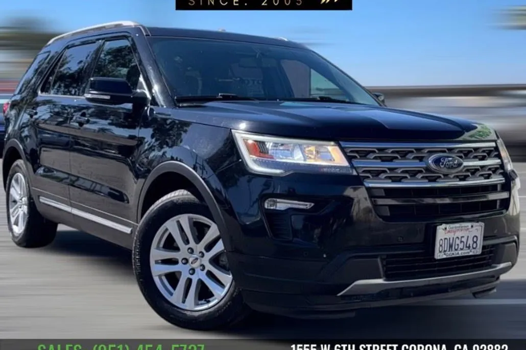 2018 Ford Explorer XLT photo 1