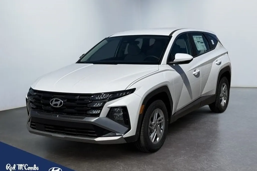 2025 Hyundai Tucson SE photo 1