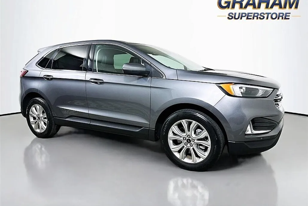 2024 Ford Edge Titanium photo 1