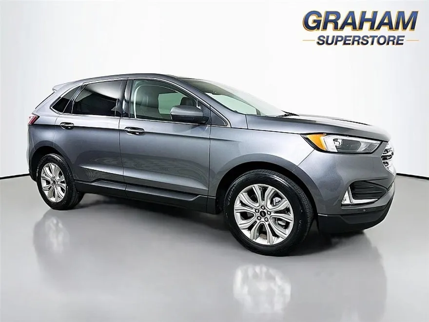 2024 Ford Edge Titanium photo 1
