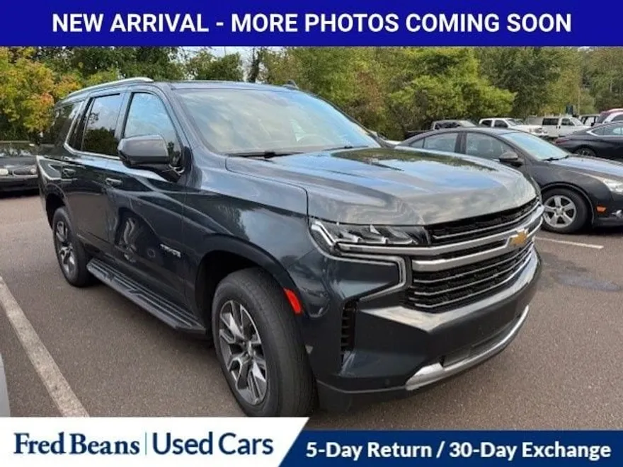 2022 Chevrolet Tahoe LT photo 1