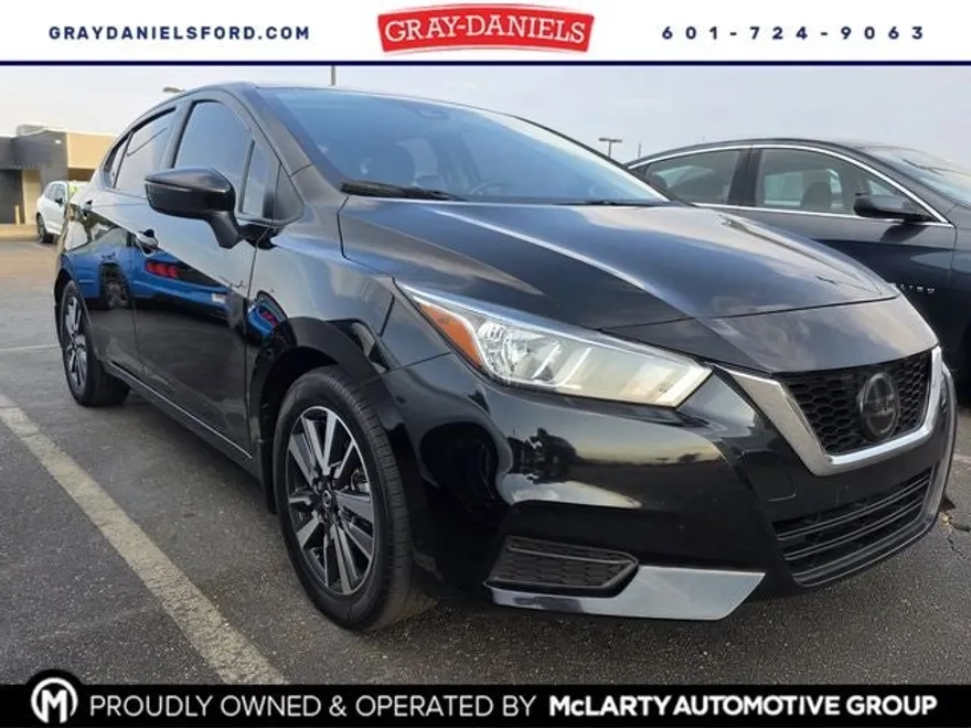 2020 Nissan Versa 1.6 SV photo 1
