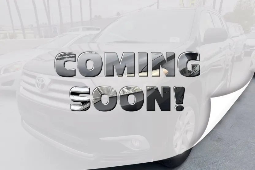 2012 Toyota Highlander SE photo 1
