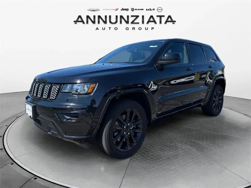 2022 Jeep Cherokee Laredo X photo 1