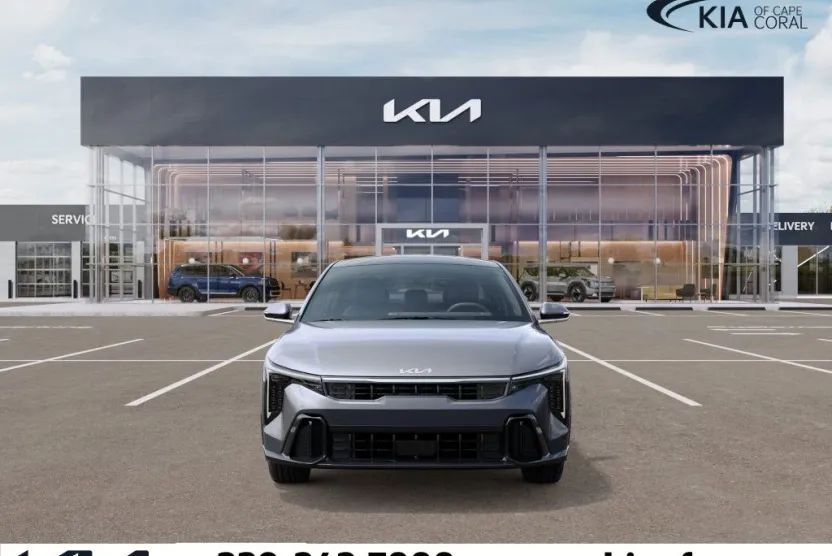 2025 Kia K4 GT-Line Turbo photo 1