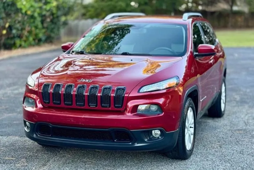 2014 Jeep Cherokee Latitude photo 1