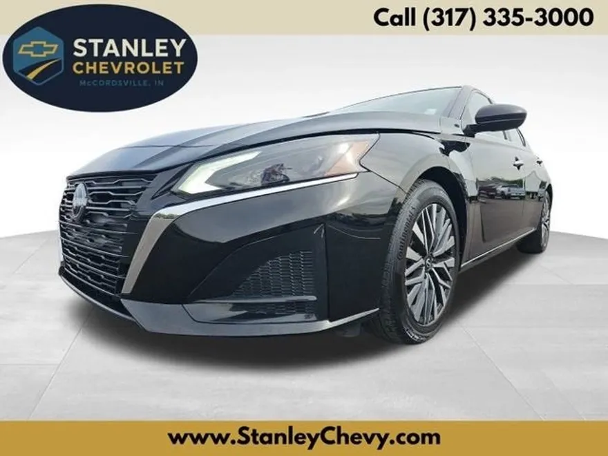 2024 Nissan Altima SV photo 1