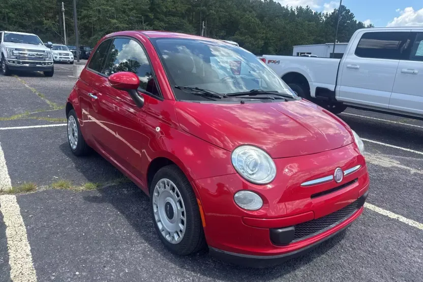 2015 Fiat 500 Pop photo 1